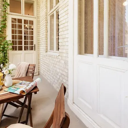 아파트 Ivy House With Balcony 브라티슬라바